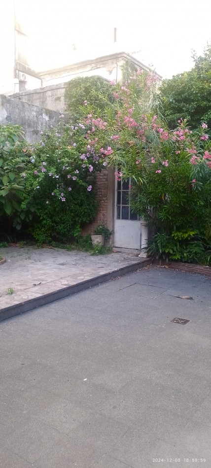Casa uso comercial 