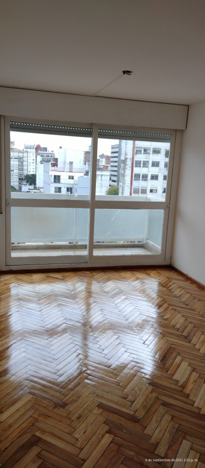 Departamento con cochera 