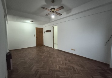 Alquilo Departamento centrico 